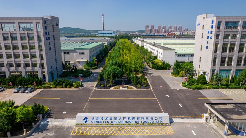 小型五轴联动加工：揭秘其价格构成与选型关键